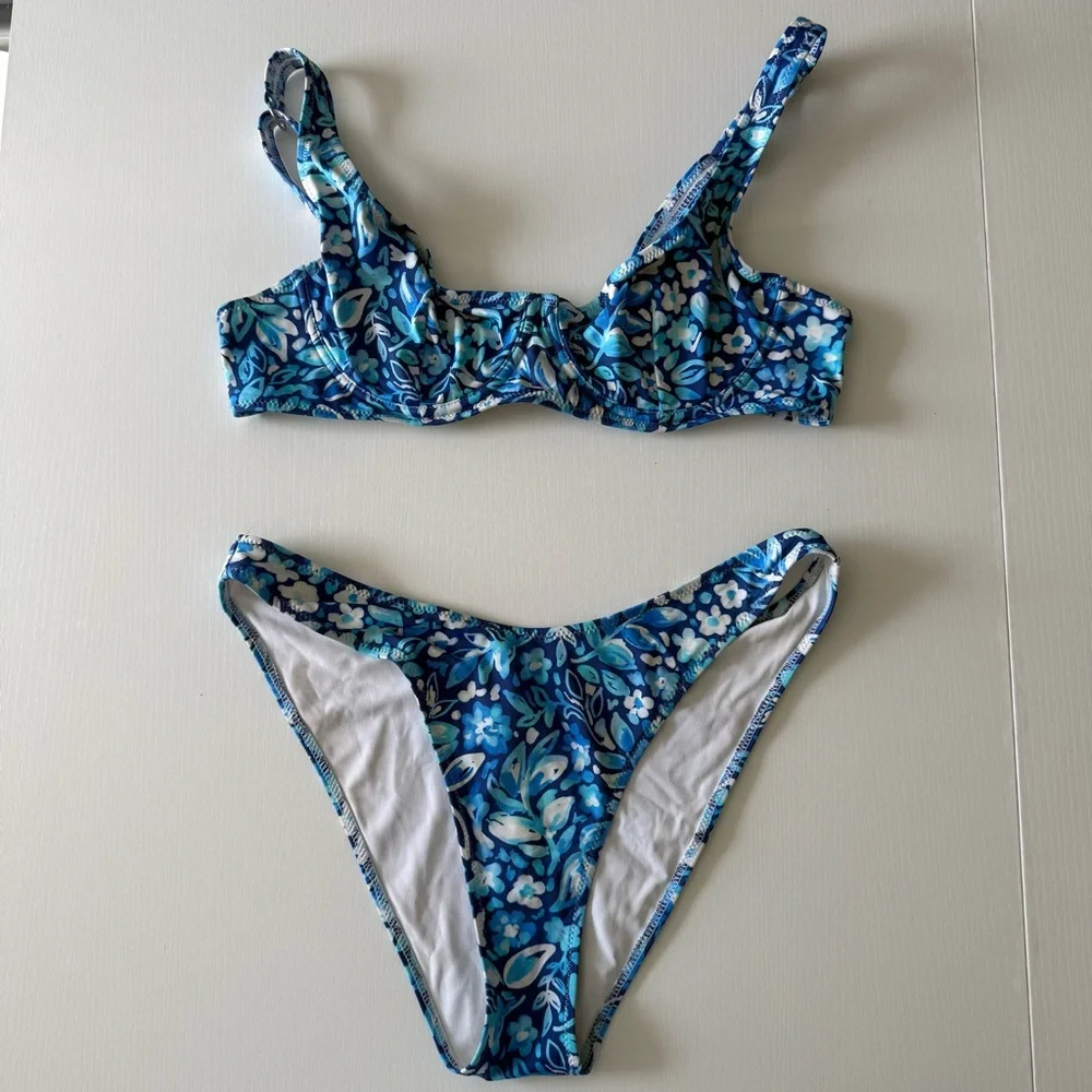 Blue Floral Underwire Bikini Set - Women